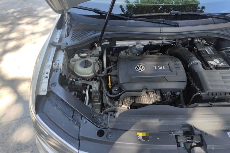 Used Volkswagen Tiguan L 2017 330TSI Automatic Two-Wheel Drive Flagship Edition Engine Bay Right