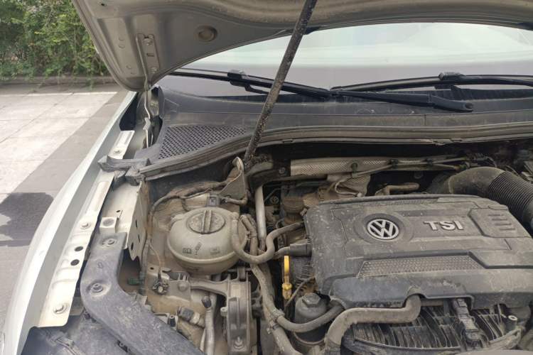 Used Volkswagen Tiguan L 2017 330TSI Automatic Two-Wheel Drive Flagship Edition Engine Bay Right