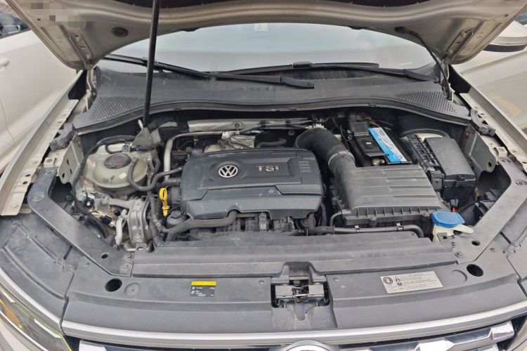 Used Volkswagen Tiguan L 2017 380TSI Automatic All-Wheel-Drive Luxury Edition Engine Bay