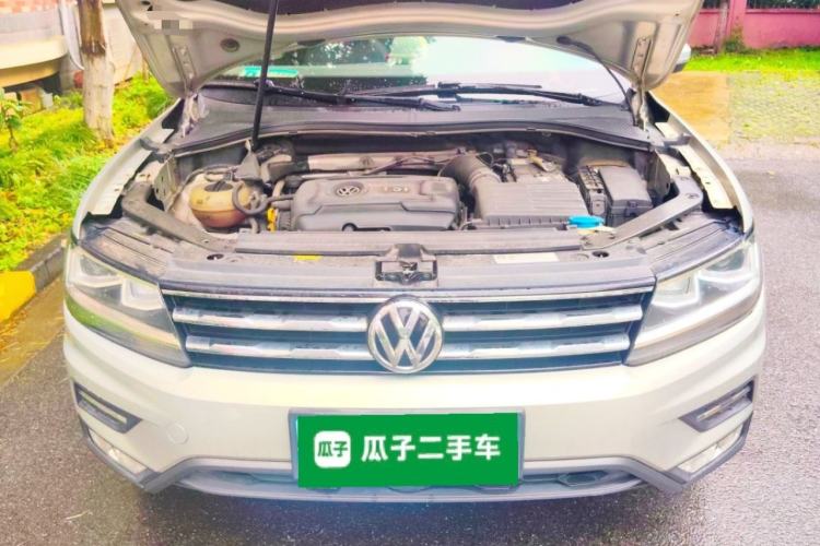Used Volkswagen Tiguan L 2017 330TSI Automatic Two-Wheel Drive Luxury Edition Engine Bay