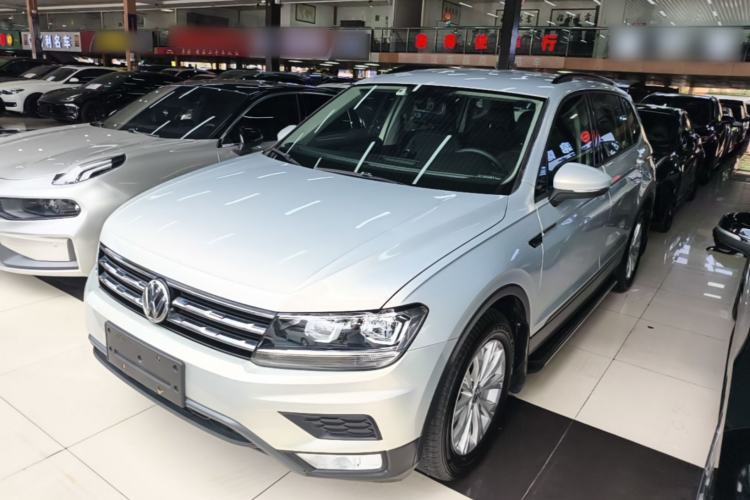 Used Volkswagen Tiguan L 2017 330TSI Automatic Two-Wheel Drive Luxury Edition Guazi used car, China used car export, Used car for sale, Used  cars, Cheapest cars for sale