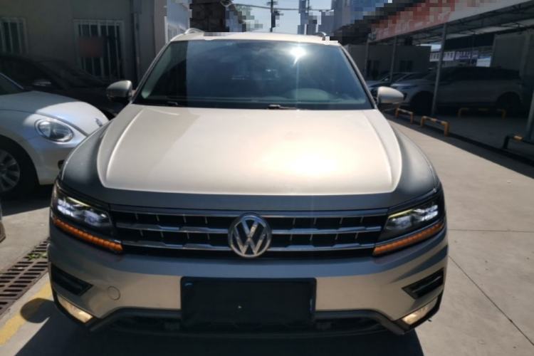 Used Volkswagen Tiguan L 2017 330TSI Automatic Two-Wheel Drive Flagship Edition Front
