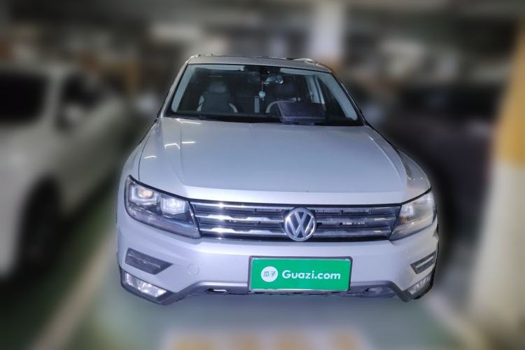 Used Volkswagen Tiguan L 2017 330TSI Automatic Two-Wheel Drive Luxury Edition Front