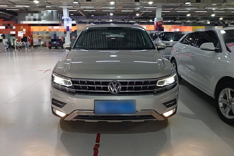 Used Volkswagen Tiguan L 2017 330TSI Automatic Two-Wheel Drive Flagship Edition Front