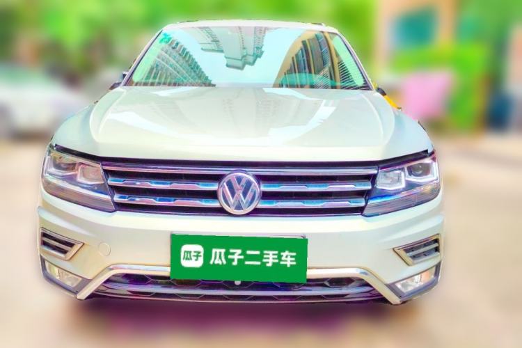 Used Volkswagen Tiguan L 2017 330TSI Automatic Two-Wheel Drive Luxury Edition Front