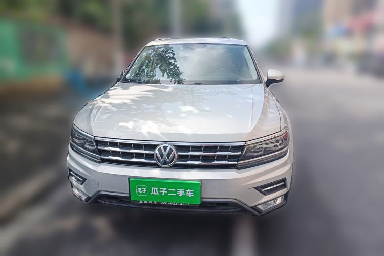 Used Volkswagen Tiguan L 2017 380TSI Automatic All-Wheel-Drive Luxury Edition Front