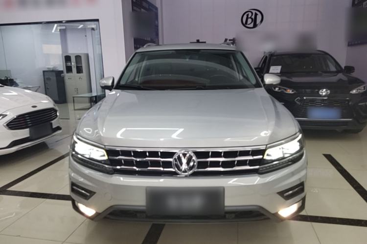Used Volkswagen Tiguan L 2017 330TSI Automatic Two-Wheel Drive Flagship Edition Front