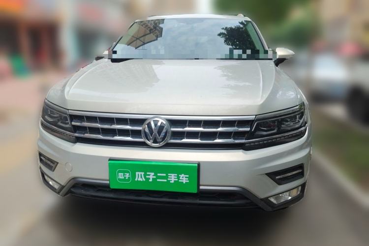 Used Volkswagen Tiguan L 2017 380TSI Automatic All-Wheel-Drive Luxury Edition Front