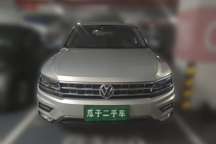 Used Volkswagen Tiguan L 2017 380TSI Automatic All-Wheel-Drive Luxury Edition Front
