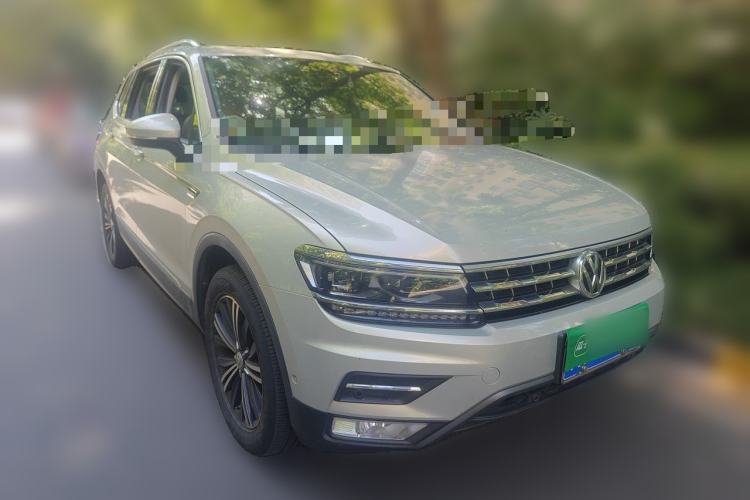 Used Volkswagen Tiguan L 2017 330TSI Automatic Two-Wheel Drive Flagship Edition Front Right 45 Deg