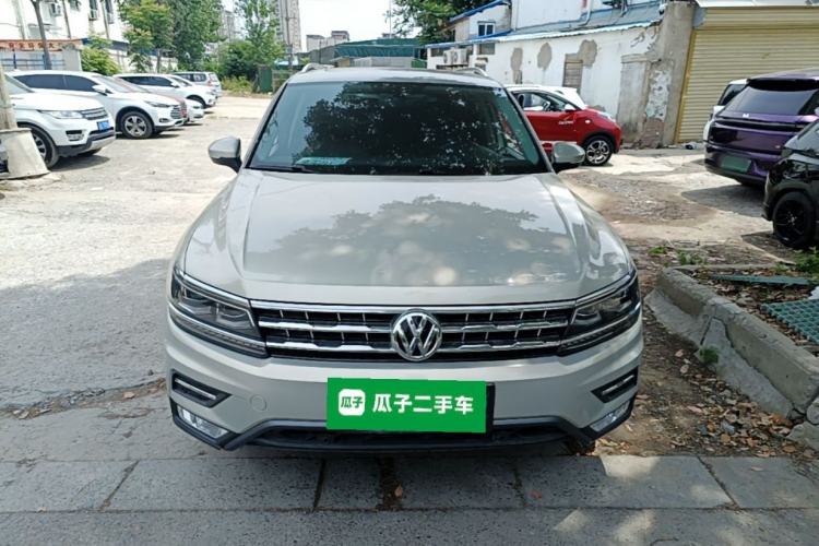 Used Volkswagen Tiguan L 2017 330TSI Automatic Two-Wheel Drive Flagship Edition Front