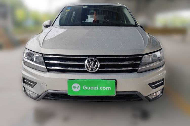 Used Volkswagen Tiguan L 2017 330TSI Automatic Two-Wheel Drive Luxury Edition Front