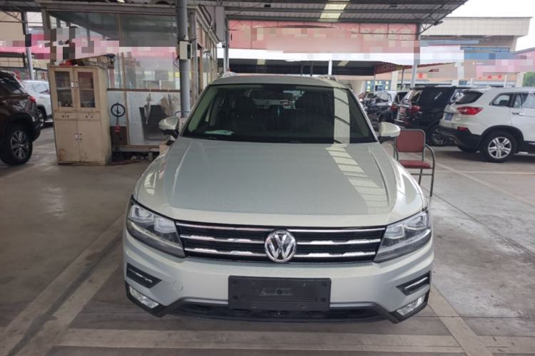 Used Volkswagen Tiguan L 2017 330TSI Automatic Two-Wheel Drive Luxury Edition Front