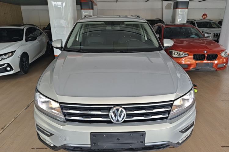 Used Volkswagen Tiguan L 2017 330TSI Automatic Two-Wheel Drive Comfort Edition Front