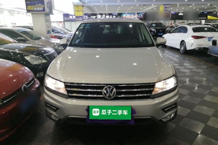 Used Volkswagen Tiguan L 2017 330TSI Automatic Two-Wheel Drive Luxury Edition Front