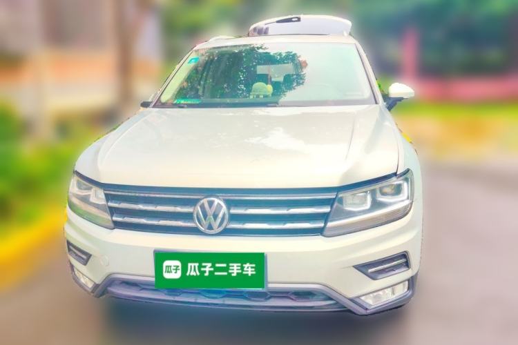 Used Volkswagen Tiguan L 2017 330TSI Automatic Two-Wheel Drive Luxury Edition Front