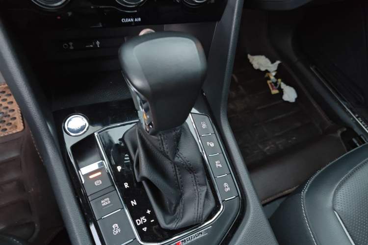 Used Volkswagen Tiguan L 2017 380TSI Automatic All-Wheel Drive Supreme Flagship Edition Gear Lever