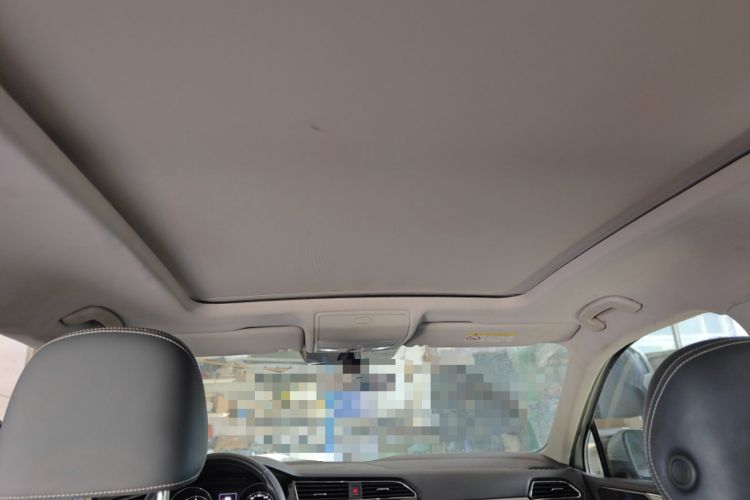 Used Volkswagen Tiguan L 2017 330TSI Automatic Two-Wheel Drive Luxury Edition Headliner