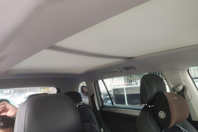 Used Volkswagen Tiguan L 2017 330TSI Automatic Two-Wheel Drive Flagship Edition Headliner