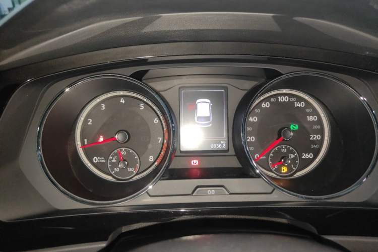Used Volkswagen Tiguan L 2017 330TSI Automatic Two-Wheel Drive Luxury Edition Instrument Cluster