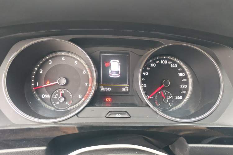Used Volkswagen Tiguan L 2017 330TSI Automatic Two-Wheel Drive Luxury Edition Instrument Cluster