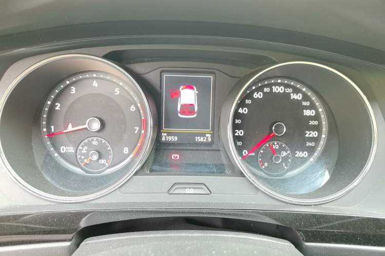 Used Volkswagen Tiguan L 2017 330TSI Automatic Two-Wheel Drive Luxury Edition Instrument Cluster