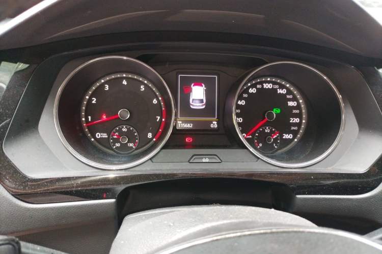 Used Volkswagen Tiguan L 2017 330TSI Automatic Two-Wheel Drive Luxury Edition Instrument Cluster