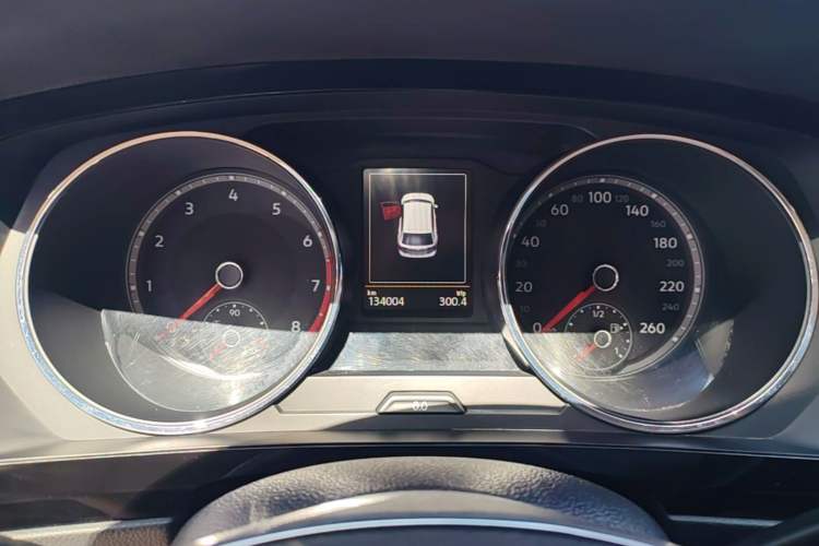 Used Volkswagen Tiguan L 2017 330TSI Automatic Two-Wheel Drive Luxury Edition Instrument Cluster