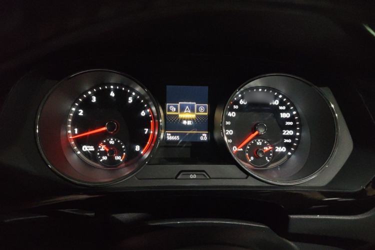 Used Volkswagen Tiguan L 2017 330TSI Automatic Two-Wheel Drive Luxury Edition Instrument Cluster