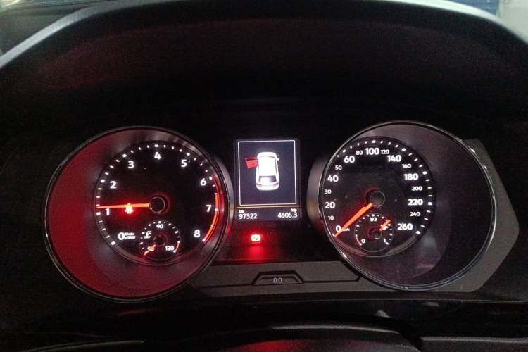 Used Volkswagen Tiguan L 2017 330TSI Automatic Two-Wheel Drive Luxury Edition Instrument Cluster