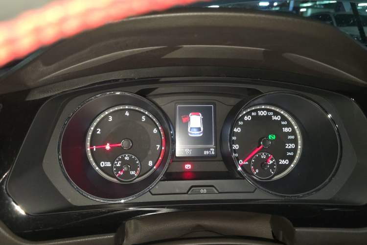 Used Volkswagen Tiguan L 2017 380TSI Automatic All-Wheel-Drive Flagship Edition Instrument Cluster