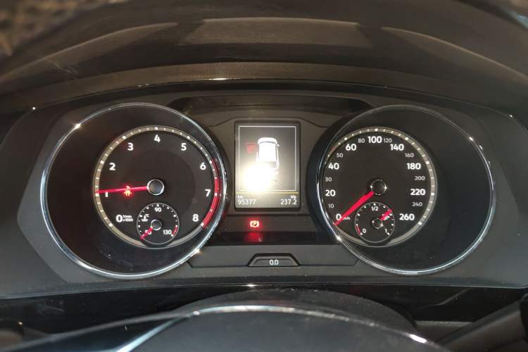 Used Volkswagen Tiguan L 2017 330TSI Automatic Two-Wheel Drive Luxury Edition Instrument Cluster