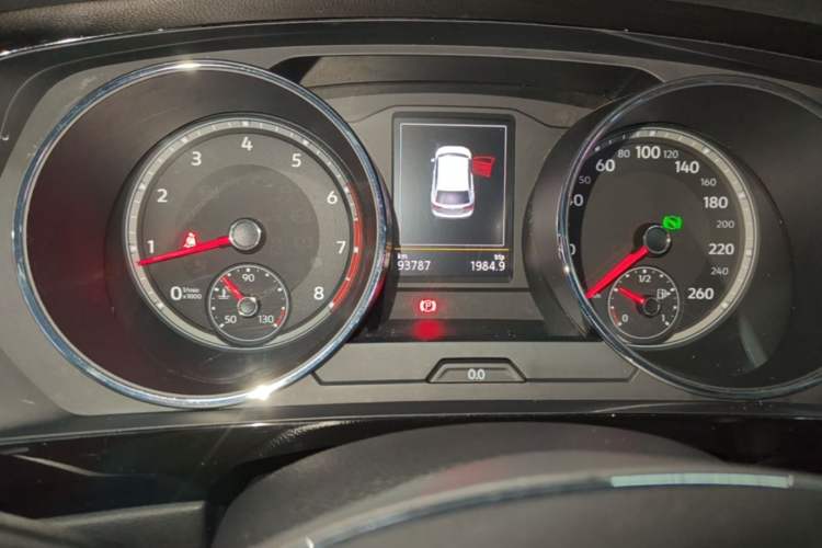 Used Volkswagen Tiguan L 2017 330TSI Automatic Two-Wheel Drive Flagship Edition Instrument Cluster