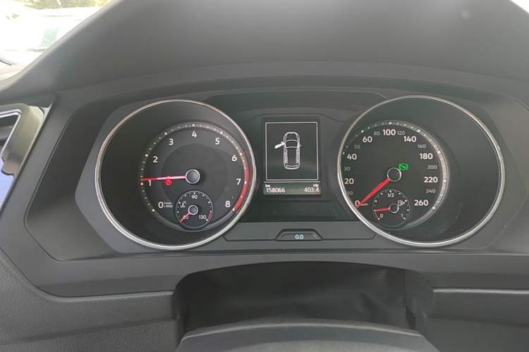 Used Volkswagen Tiguan L 2017 330TSI Automatic Two-Wheel Drive Luxury Edition Instrument Cluster