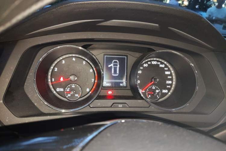 Used Volkswagen Tiguan L 2017 330TSI Automatic Two-Wheel Drive Luxury Edition Instrument Cluster