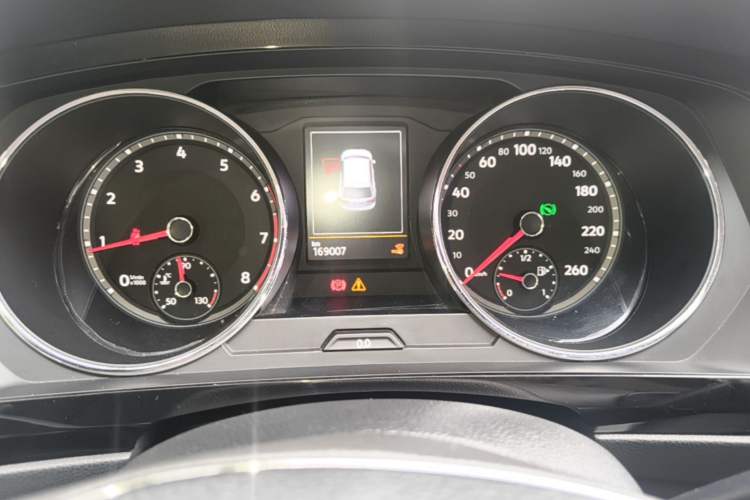 Used Volkswagen Tiguan L 2017 330TSI Automatic Two-Wheel Drive Luxury Edition Instrument Cluster