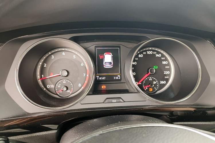 Used Volkswagen Tiguan L 2017 330TSI Automatic Two-Wheel Drive Flagship Edition Instrument Cluster