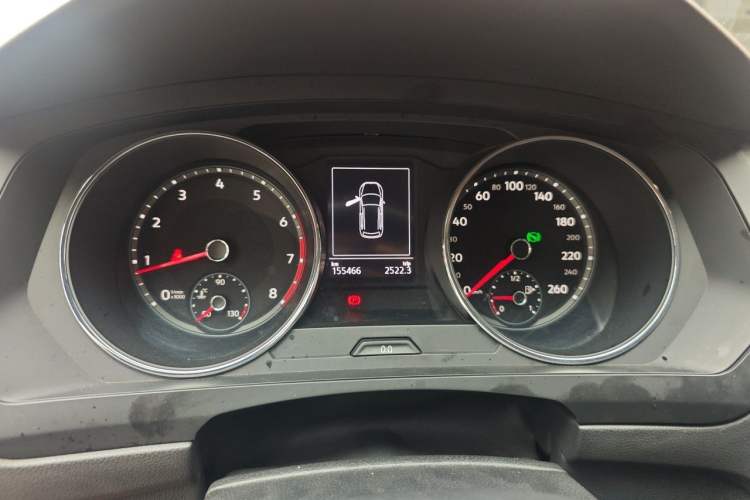 Used Volkswagen Tiguan L 2017 330TSI Automatic Two-Wheel Drive Luxury Edition Instrument Cluster