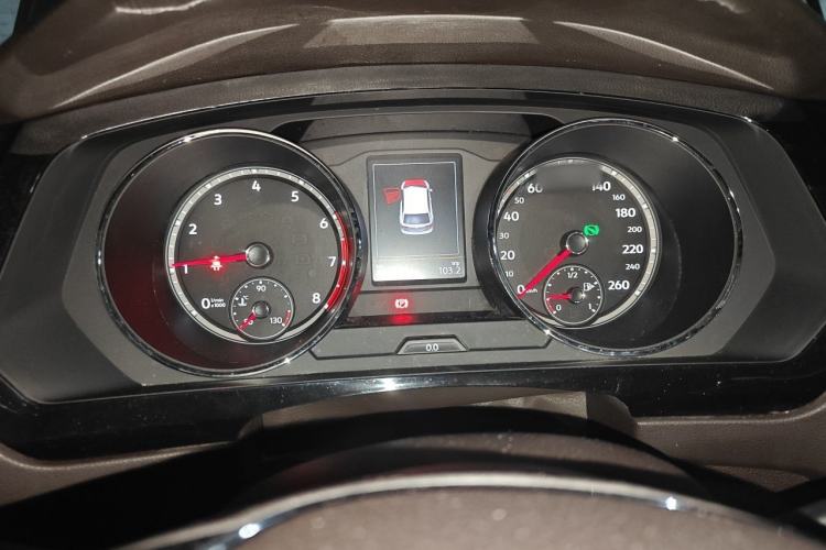 Used Volkswagen Tiguan L 2017 330TSI Automatic Two-Wheel Drive Luxury Edition Instrument Cluster