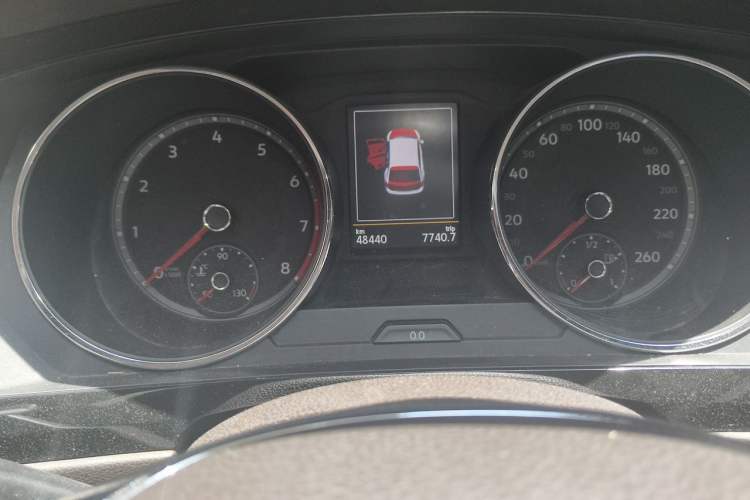 Used Volkswagen Tiguan L 2017 330TSI Automatic Two-Wheel Drive Luxury Edition Instrument Cluster