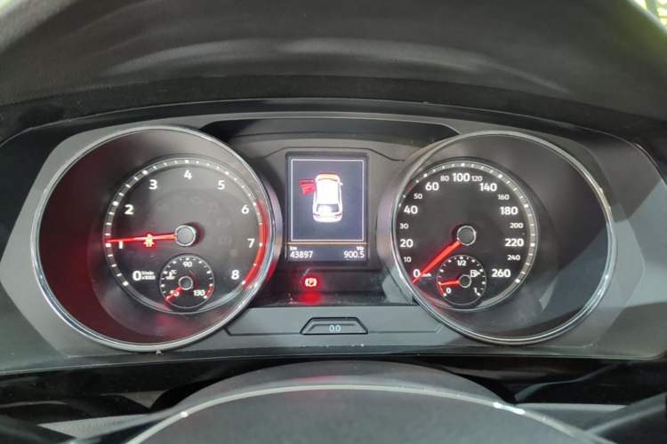 Used Volkswagen Tiguan L 2017 330TSI Automatic Two-Wheel Drive Luxury Edition Instrument Cluster
