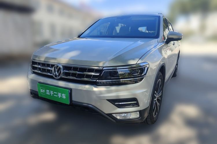 Used Volkswagen Tiguan L 2017 330TSI Automatic Two-Wheel Drive Flagship Edition Guazi used car, China used car export, Used car for sale, Used cars, Cheapest cars for sale