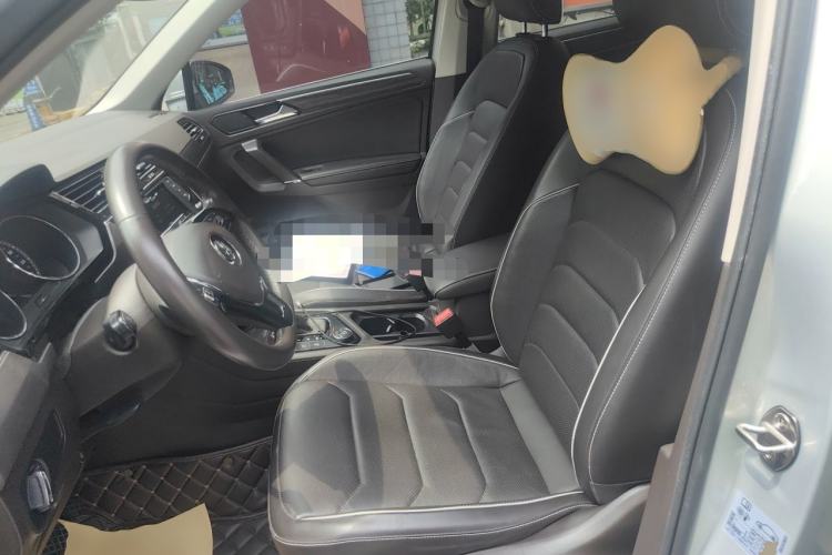 Used Volkswagen Tiguan L 2017 380TSI Automatic All-Wheel-Drive Flagship Edition Left Front Seat