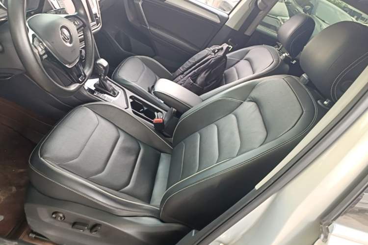 Used Volkswagen Tiguan L 2017 330TSI Automatic Two-Wheel Drive Flagship Edition Left Front Seat