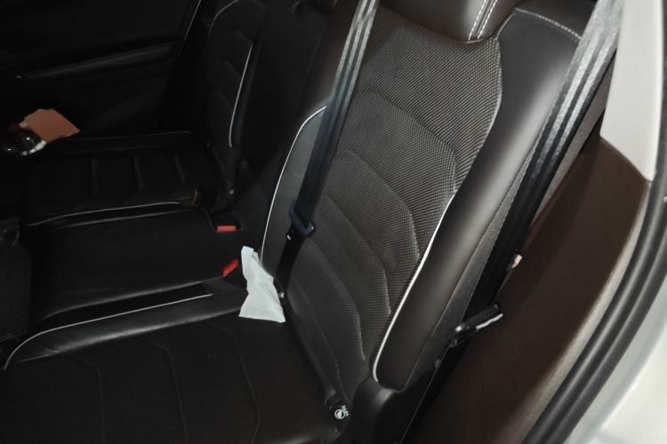 Used Volkswagen Tiguan L 2017 330TSI Automatic Two-Wheel Drive Flagship Edition Left Rear Seat