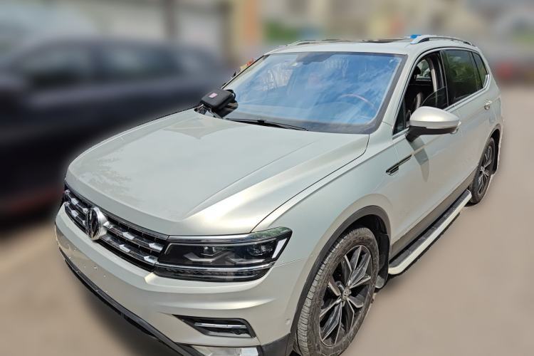 Used Volkswagen Tiguan L 2017 330TSI Automatic Two-Wheel Drive Flagship Edition Guazi used car, China used car export, Used car for sale, Used cars, Cheapest cars for sale