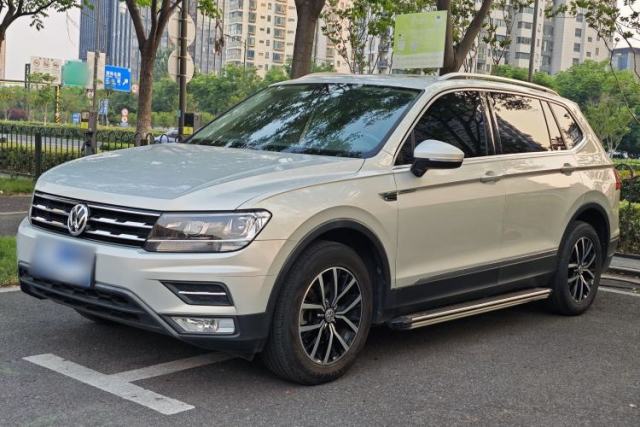Used Volkswagen Tiguan L 2017 330TSI Automatic Two-Wheel Drive Luxury Edition