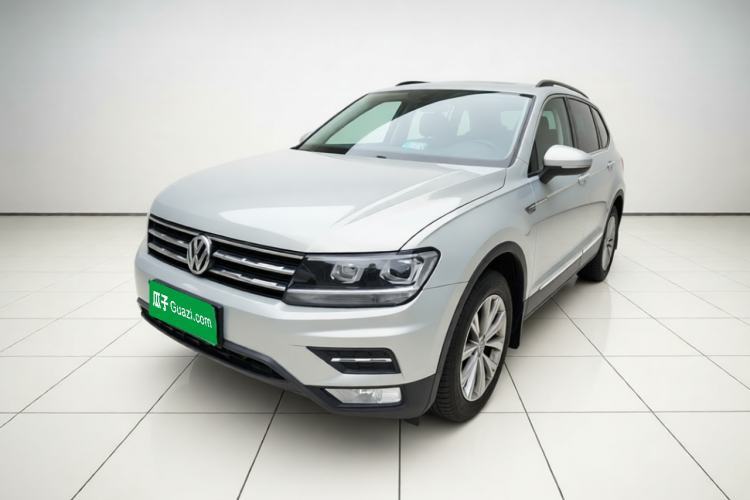 Used Volkswagen Tiguan L 2017 330TSI Automatic Two-Wheel Drive Luxury Edition Guazi used car, China used car export, Used car for sale, Used Volkswagen cars, Cheapest cars for sale