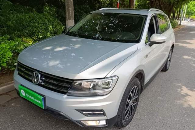 Used Volkswagen Tiguan L 2017 330TSI Automatic Two-Wheel Drive Luxury Edition