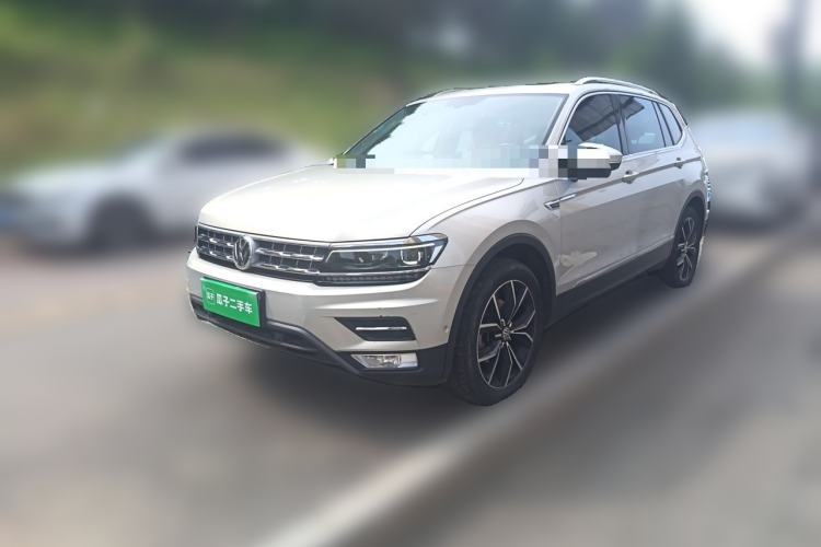 Used Volkswagen Tiguan L 2017 330TSI Automatic Two-Wheel Drive Flagship Edition Guazi used car, China used car export, Used car for sale, Used  cars, Cheapest cars for sale